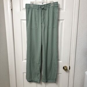 Torrid Pull On Straight Wide Leg High Rise Pant Olive Green size 1X ElasticWaist